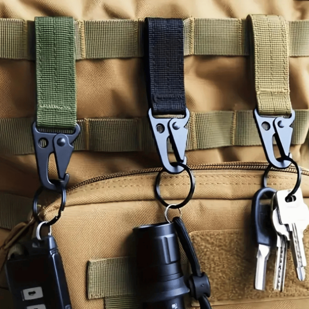 Chaveiro Mosquetão em Nylon  Suporte Para Pendurar Acessórios em Tirantes Colete Molle Cinto