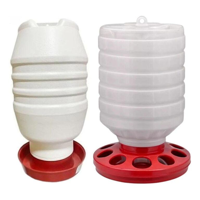 Kit Comedouro 5kg 10 Furos + Bebedouro Leitoso 5l 