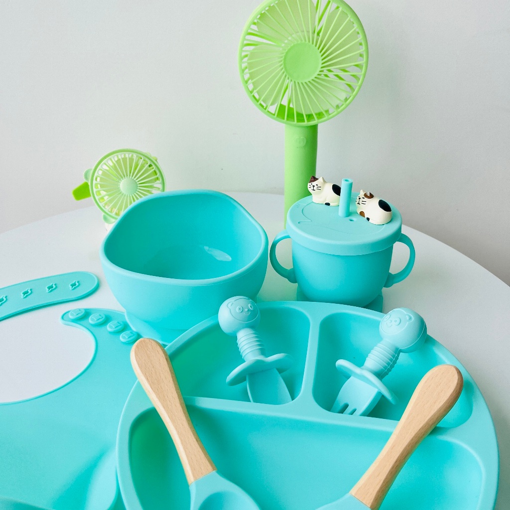 Kit 6/8 Peças e Talheres De Silicone Para Bebês e Crianças