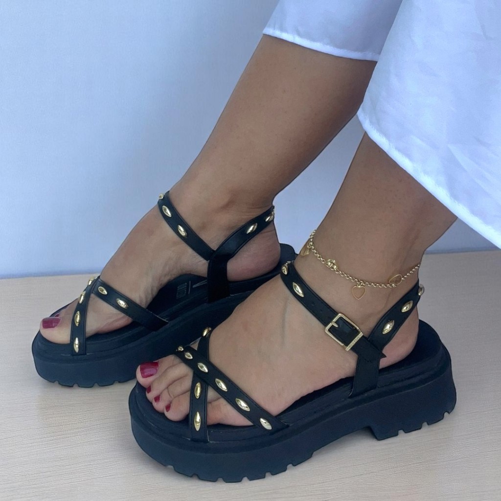 Sandália Feminina Papete Vizzano Flatform Tratorada Tiras Cruzadas Perólas