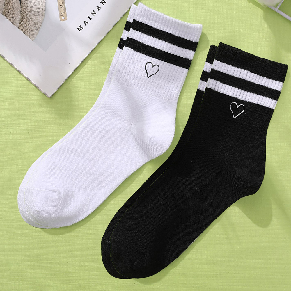 2 Pares De Meias Masculinas E Femininas Com Estampa De Coração Design Retrô Esportivo Listrado , Ca