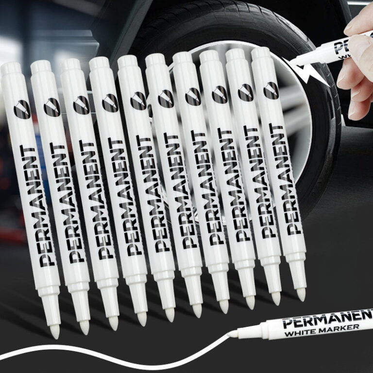 3 Canetas De Tinta Branca São Usadas Para Marcaç