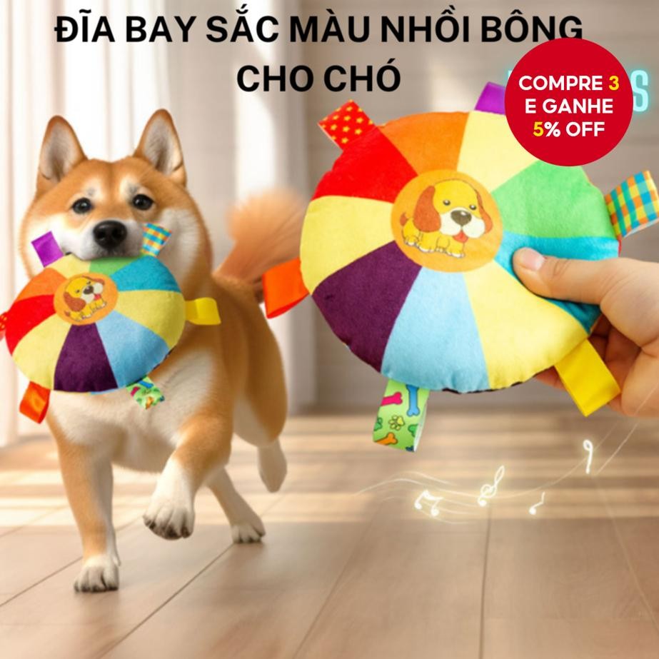 Brinquedos para cães, incluindo brinquedos sonoros, frisbee de pelúcia e opções resistentes para ali