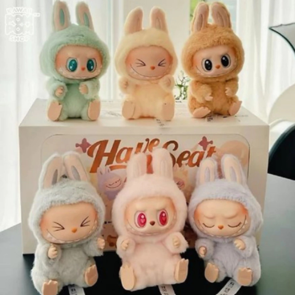 Labubu Chaveiro de Pelúcia Boneco Sentado com Caixa Desmontada