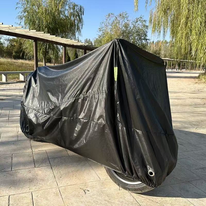 Capa para Moto com Filme de Alumínio – Protetora contra Sol, Água e Riscos, Ideal para Uso Interno e