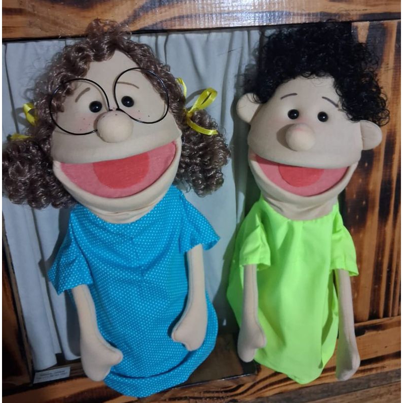 Fantoche menino e menina