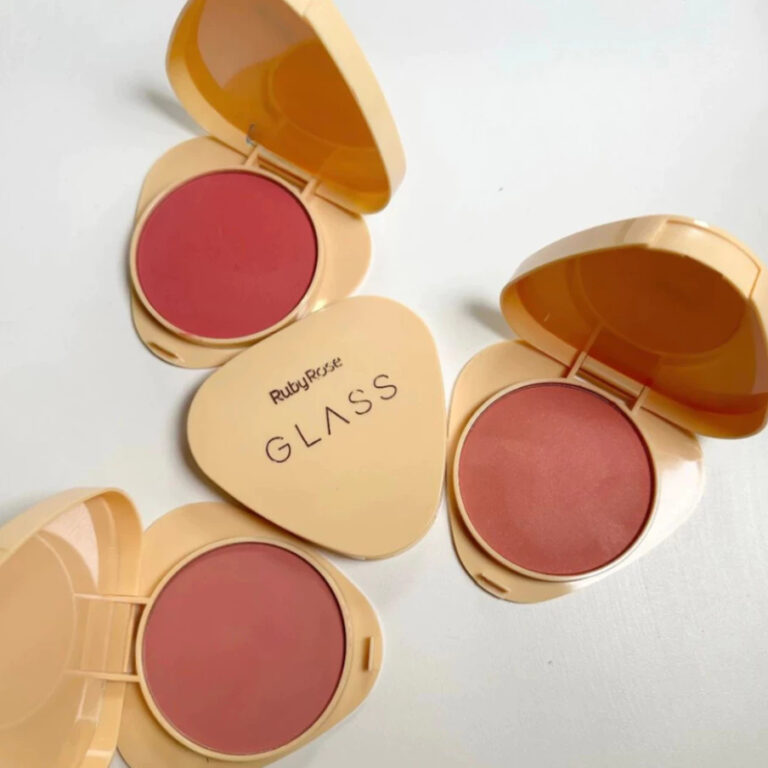 Blush Compacto Ultrafino Aveludado Glass by Ruby R