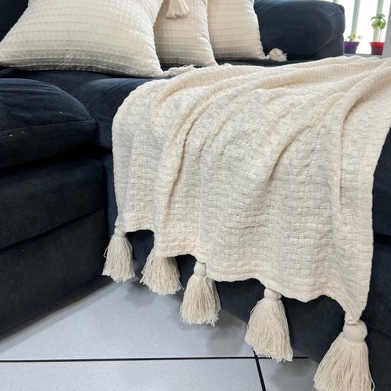 Peseira de pompom 200x50cm