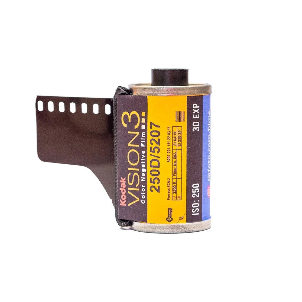 Filme 35mm – Kodak Vision 3 250D/5207 – ISO 200/250 – Novo