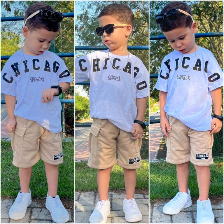 Conjunto de menino infantil bermuda e camisa de ve