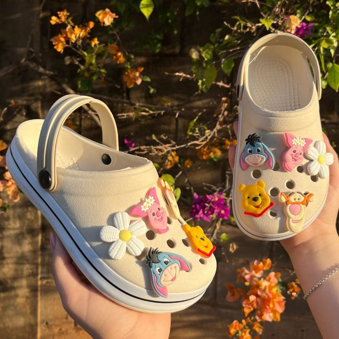 Babuche Fachetado Infantil E Adulto +5 bottons De