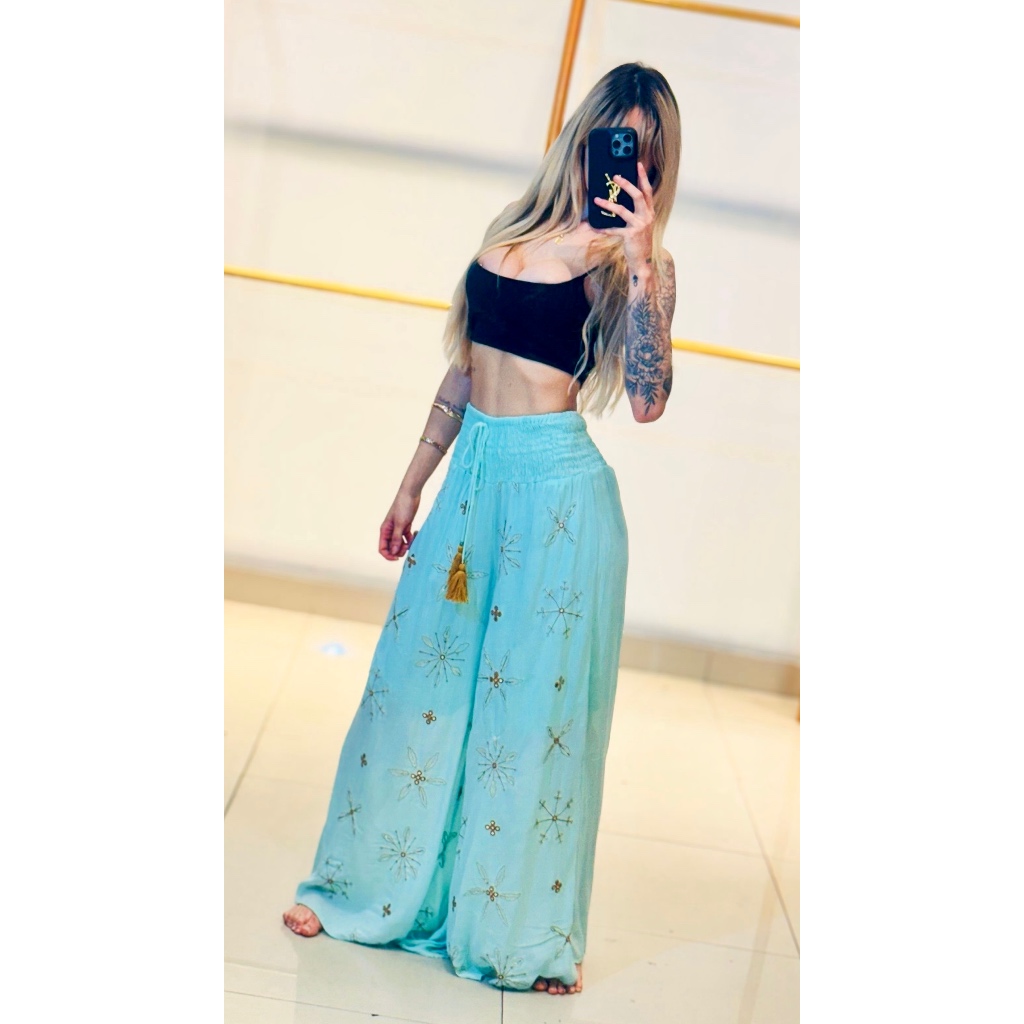 Calça Indiana Bordada com Forro  Tecido Leve e Caimento Perfeito