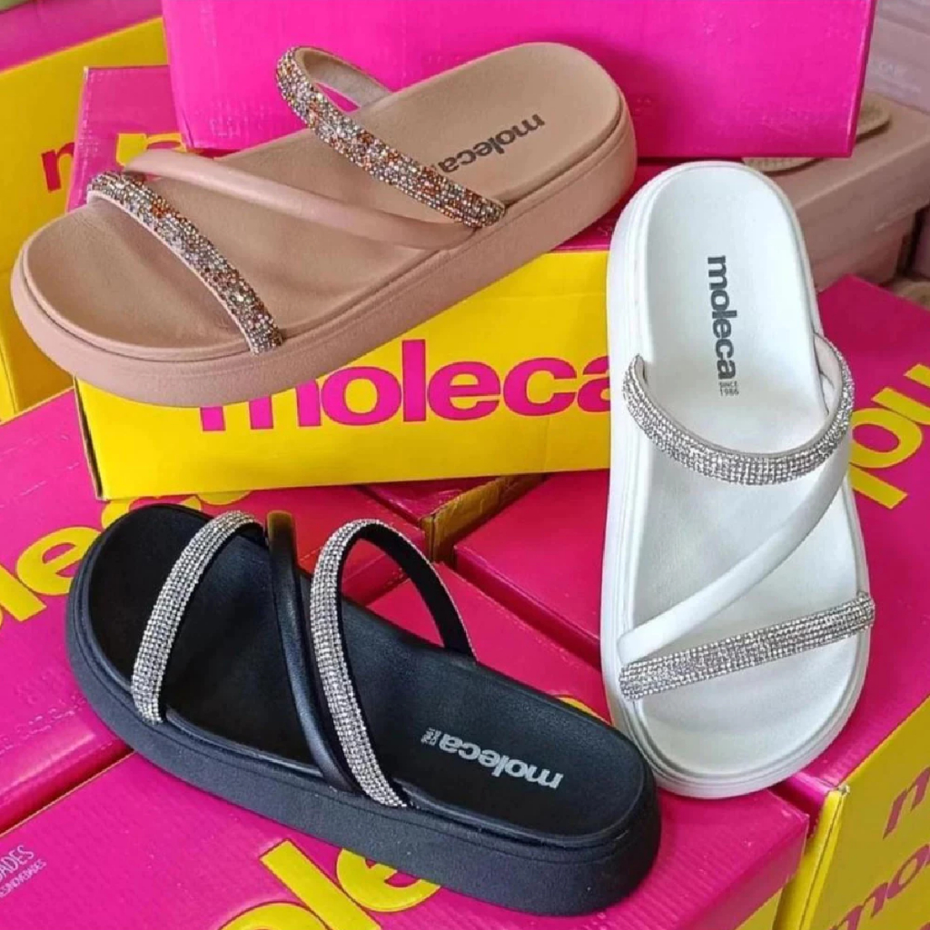 Sandália Feminina Papete Moleca Brilho Pedrinhas Strass Tendência Original Rasteirinha Moda Verão