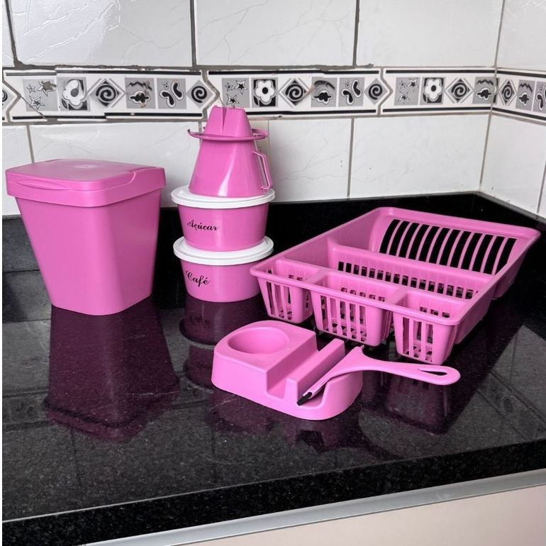 Conjunto de Cozinha Rosa: 02 Potes de 1200 ML (Café, Açúcar), Coador de Café 103, Lixeira de Pia 4,8