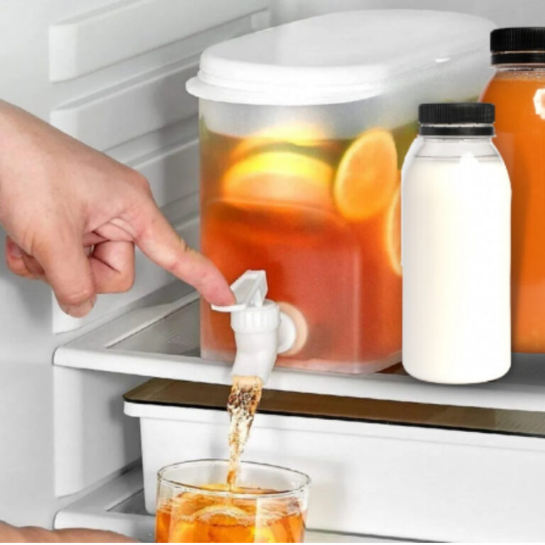 Suqueira Plastica com tampa para Geladeira Com tor