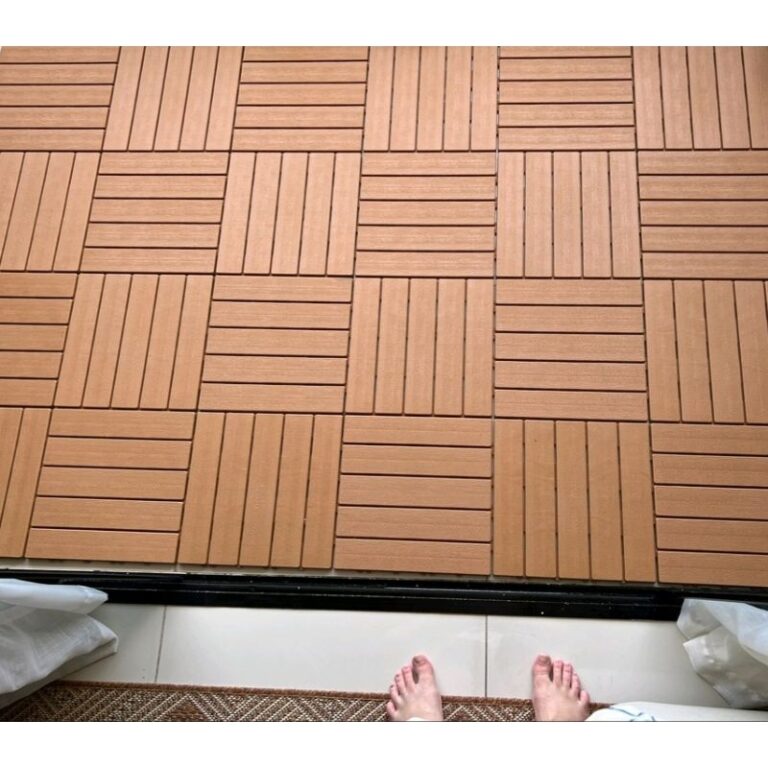 KIT 05 DECK MODULAR PLÁSTICO 30X30CM PARA JARDIM 