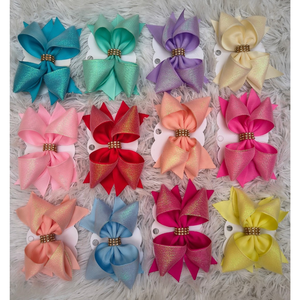 Kit com 12 Laços Infantis Estilo Boutique  Elegância e Cor para Cada Dia