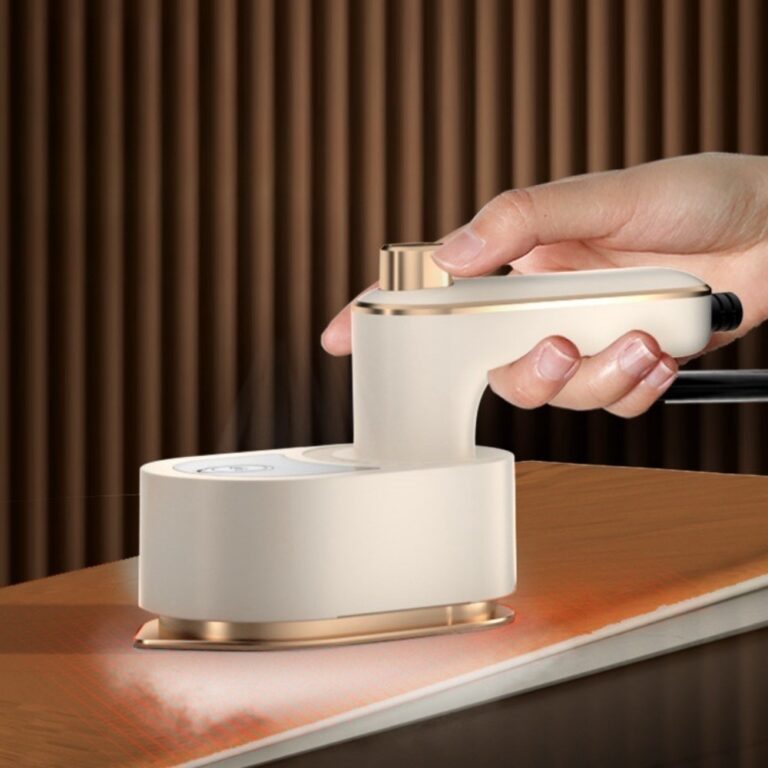 Mini Ferro De Passar Roupa Cabe Na Mala Bolsa Viag