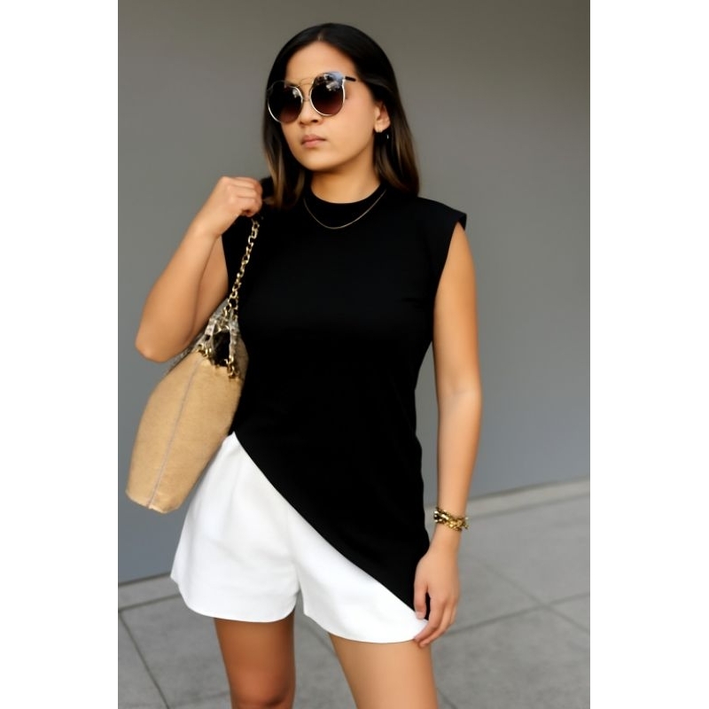 Blusa básica assimétrica ponta