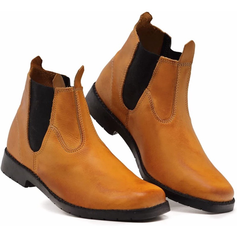 Botina Mateira Sola de Pneu Em Couro Promoção