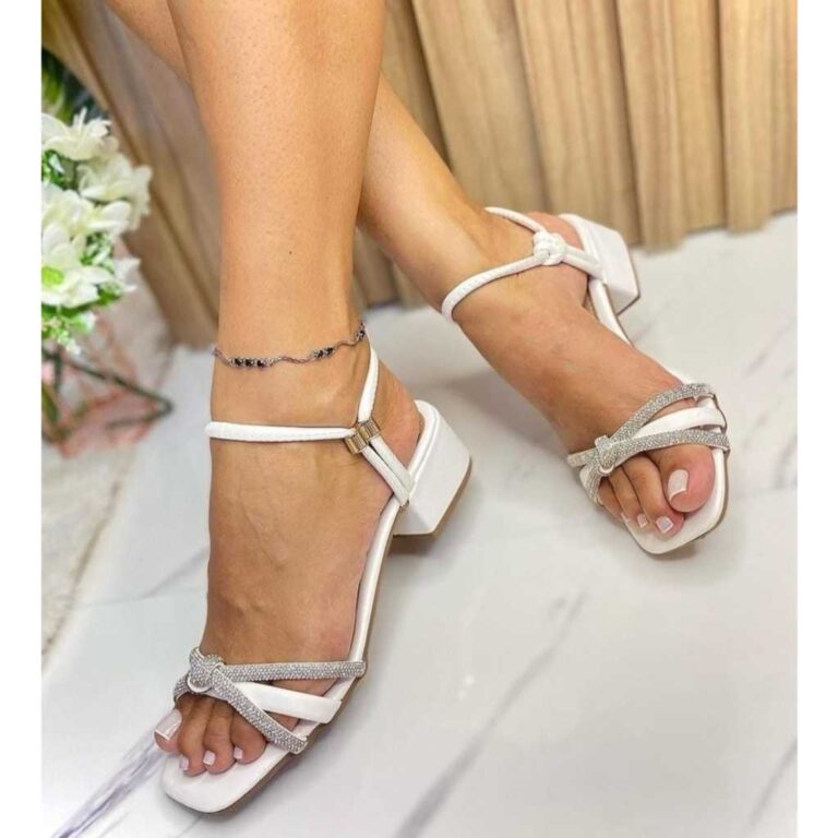 Sandalia Salto Grosso Sandalia Salto Bloco Detalhe