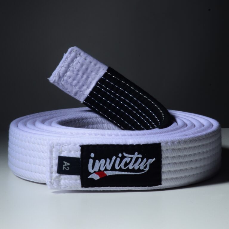 Faixa de Jiu Jitsu Branca com Ponteira Preta Adult