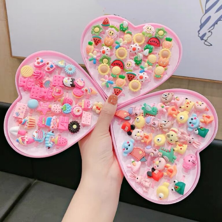 36 Aneis Colorido Infantil Menina de Plástico Com