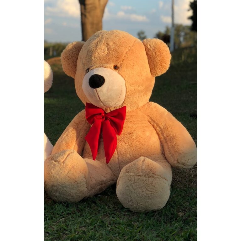 Urso De Pelúcia Gigante Teddy- 90 Cm e 1,10 metro