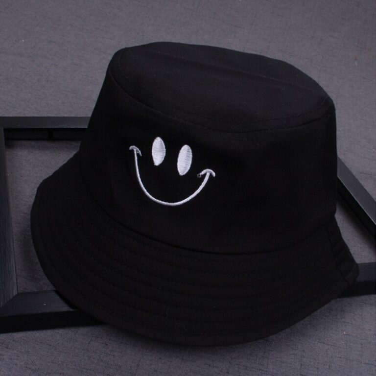 Bone Chapeu Bucket Hat Smile Sorriso Preto /Branco