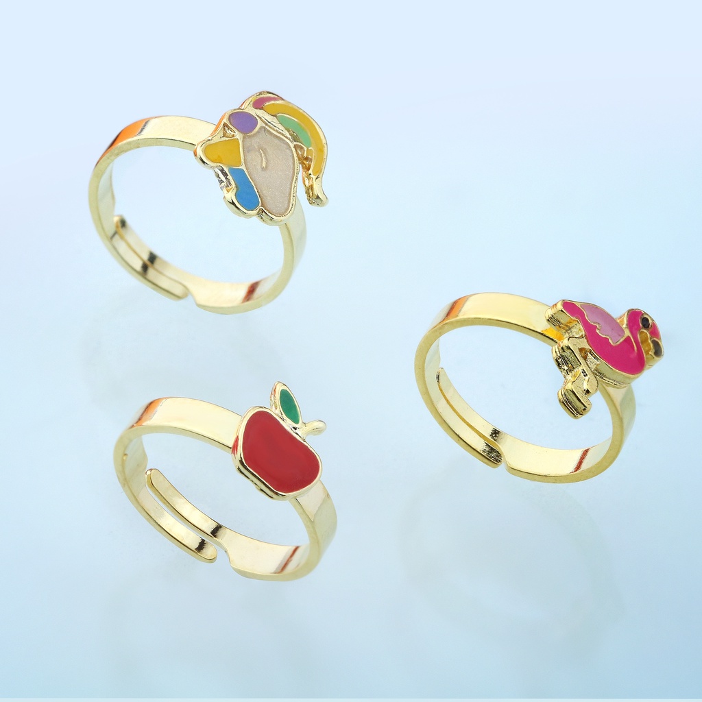 Kit de 3 Anéis Infantis Maçã, Flamingo e Unicórnio Banhado a Ouro 18K Com Pingente em Resina