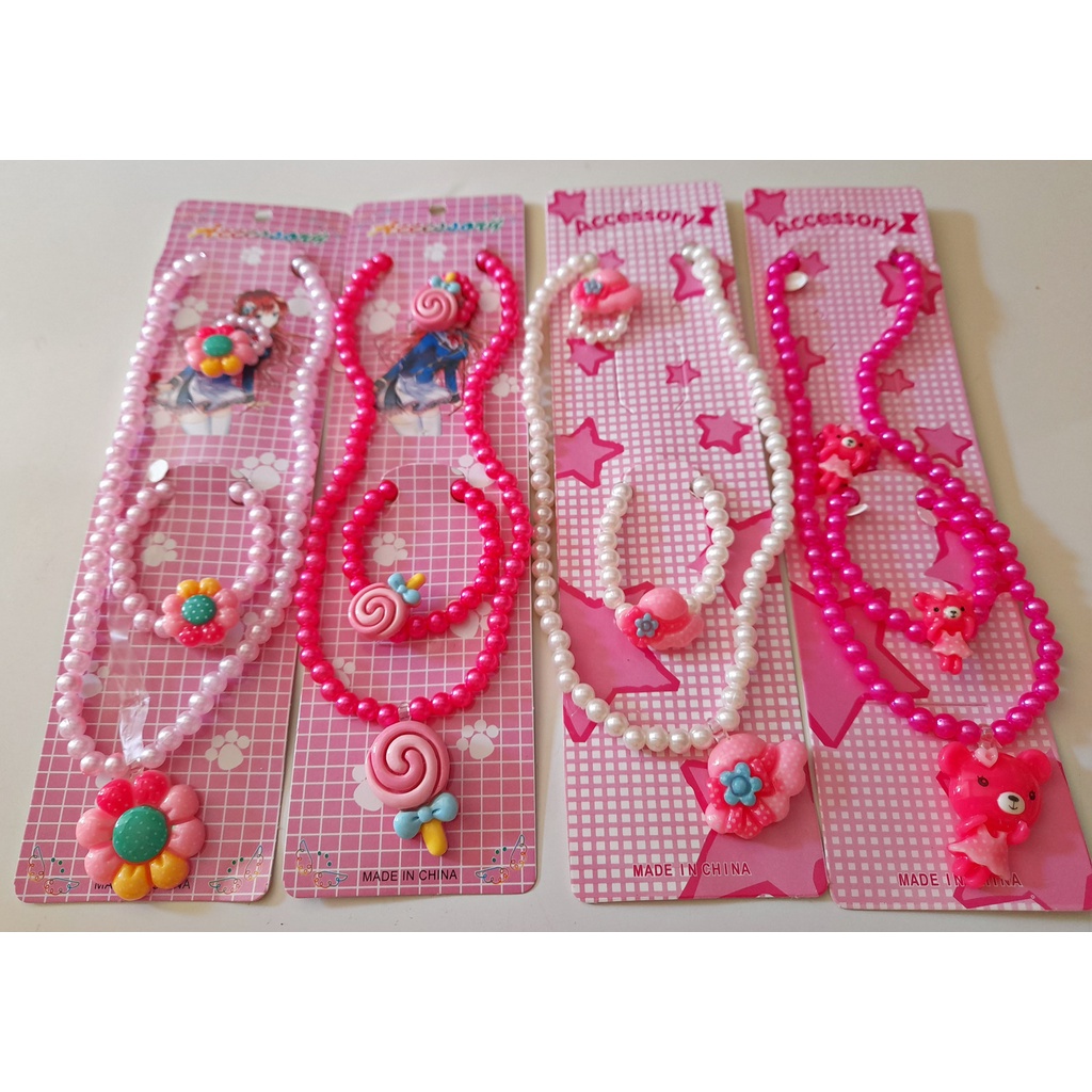Kit 4 Cartelas Com Colar Pulseira Anel Com Pingente Infantil