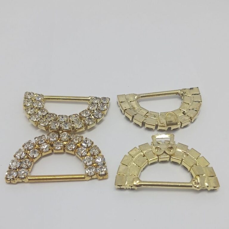 fivela Colchete (1 Par) dourado ou prateado cód:P