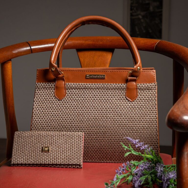 Bolsa Feminina Satchel Pasta Tote De Ombro + Carte