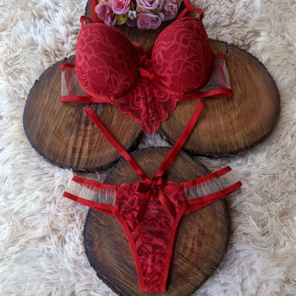 Conjunto Calcinha e Sutiã Com Bojo Sensual Fio Dental Com Transparência Lingerie