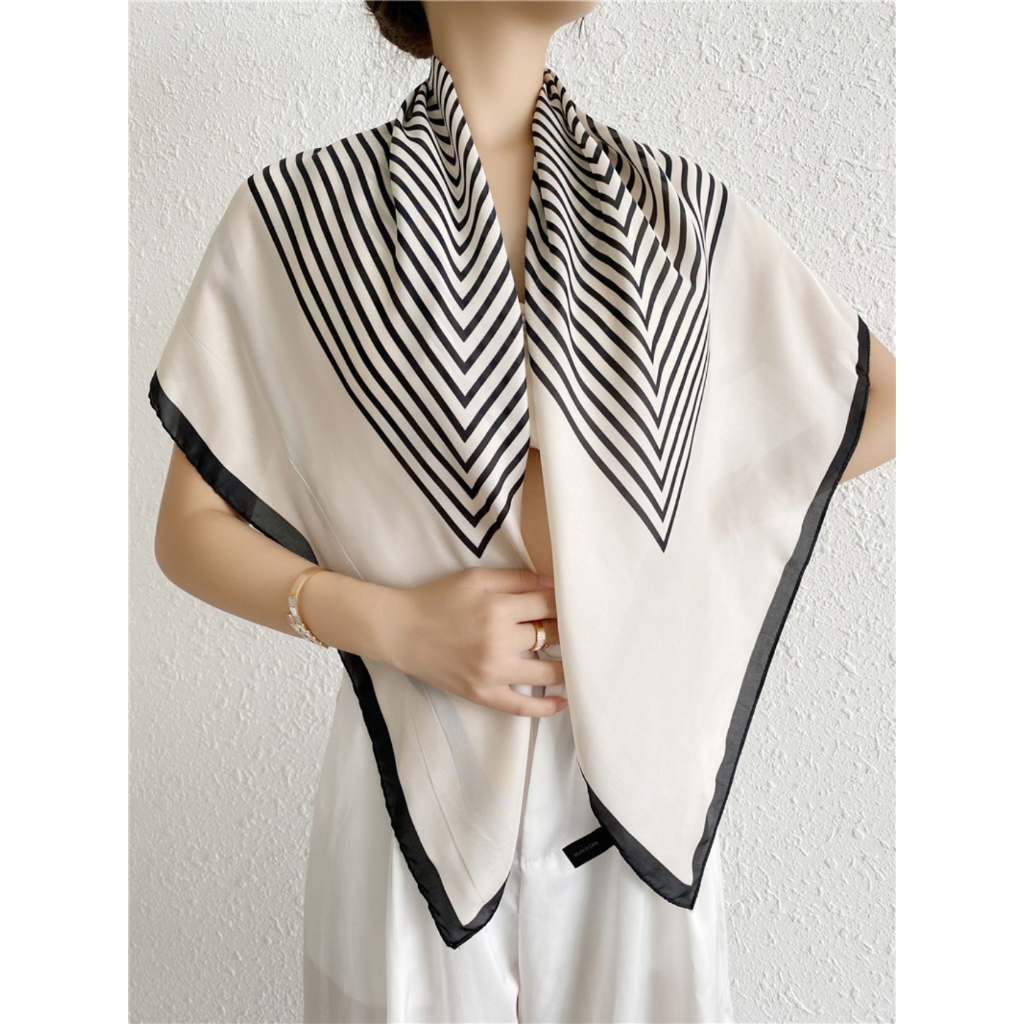Lenço de Cetim 90×90 Feminino Grande Quadrado Estilo Seda Bandana Cachecol Echarpe Cabelo Praia Moda