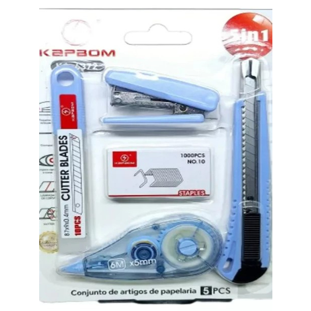 O kit de papelaria inclui cortador, grampeador e f