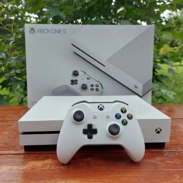Xbox One S SEMINOVO Com Garantia