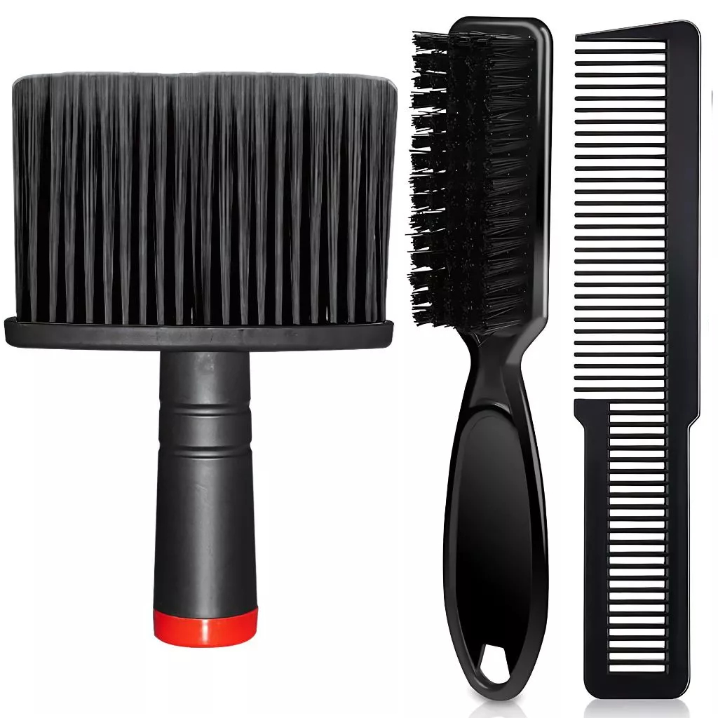 Kit Barbeiro Espanador Vassourinha + Escovinha Degrade + Pente Corrido Clipper NAVALHA PRETA