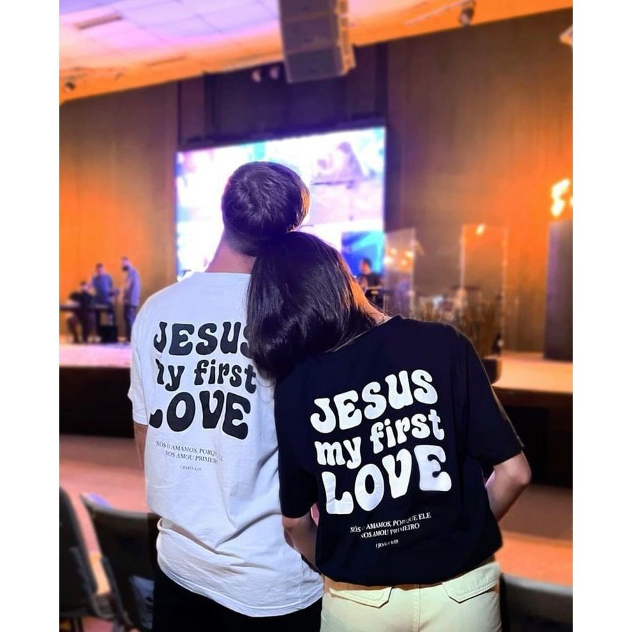 Kit 2 Camiseta Casal Cristão Jesus My First Love Fé Amor Conexão Estilo Streetwear Exclusiva