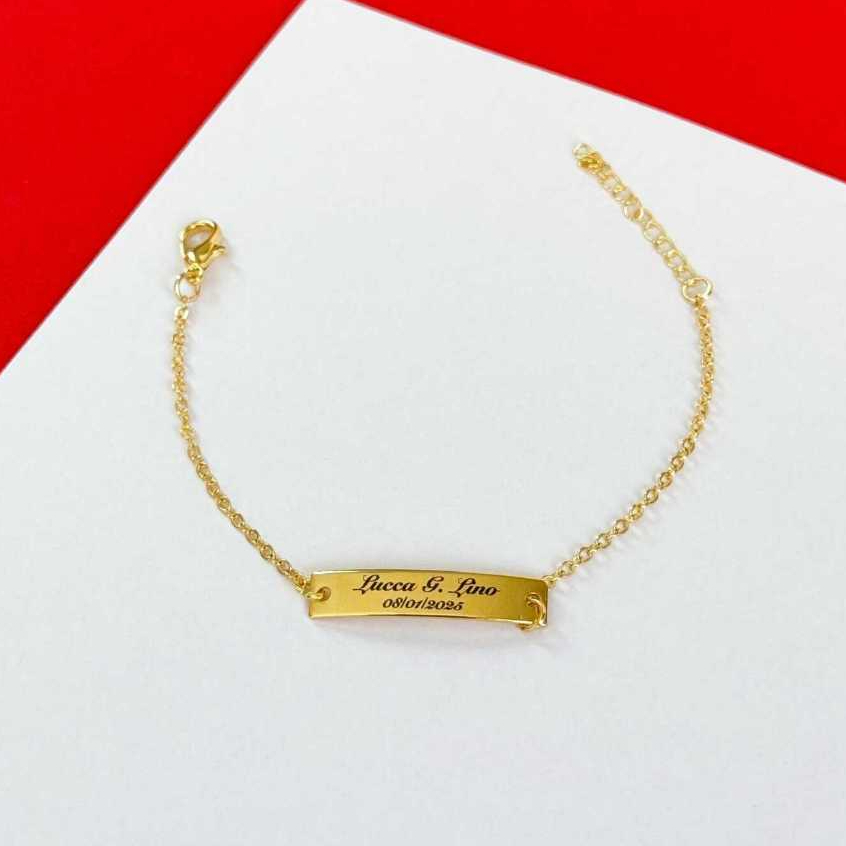 Pulseira Infantil Recem Nascido Personalizado Placa Nome Data Gravação Banho Ouro 18k Anti Alérgico