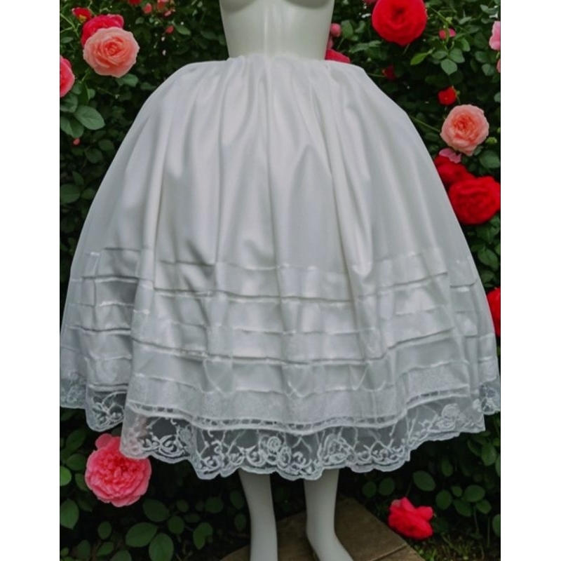 Saia Branca Umbanda Candomblé 3,5m Roda Rodada com Renda Ajustável Oxford