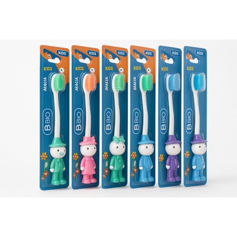 Kit Econômico com 12 Unidades de Escova de Dente 