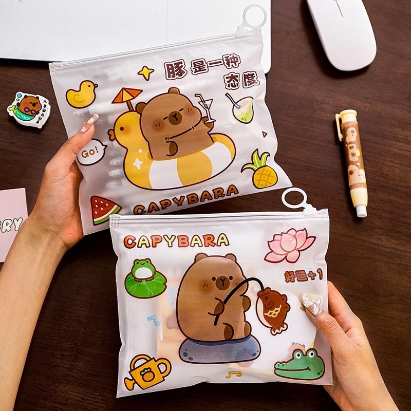 MEP4pcs  A5- Simples e Bonito Cartoon Capivara Padrão Zipper File Bag Material escolar