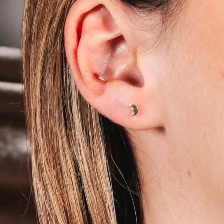 Brinco para Bebê Lua com Tarraxa Baby Banhado a O