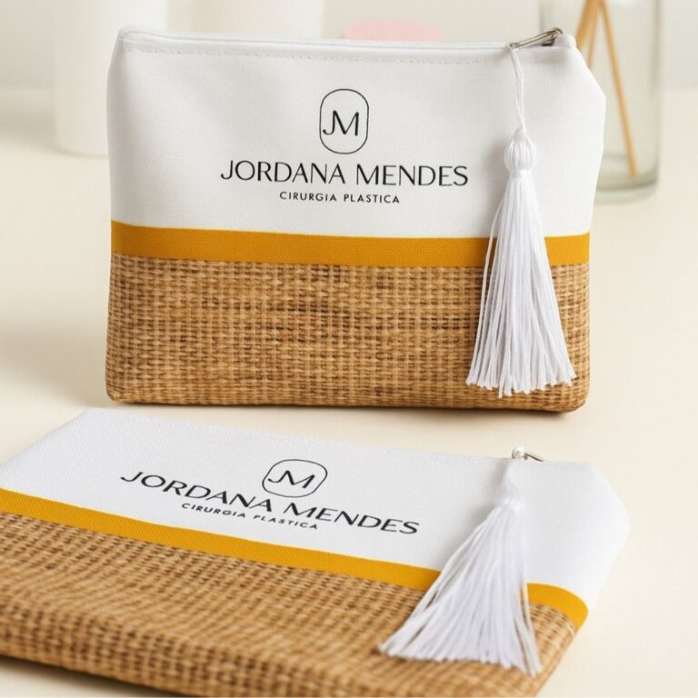 15 unidades – Nécessaire Personalizada Com 