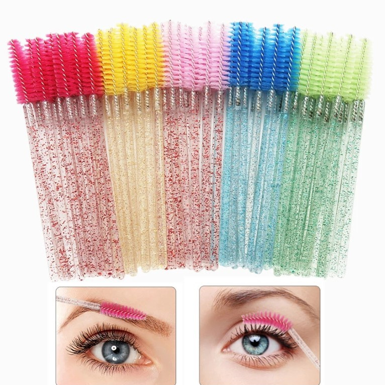 KIT 50 ESCOVINHA DESCARTAVEL PARA CILIOS E SOBRANC