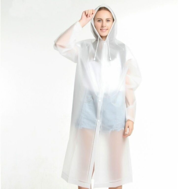 Capa Chuva com Gabardina grossa e comprida transpa