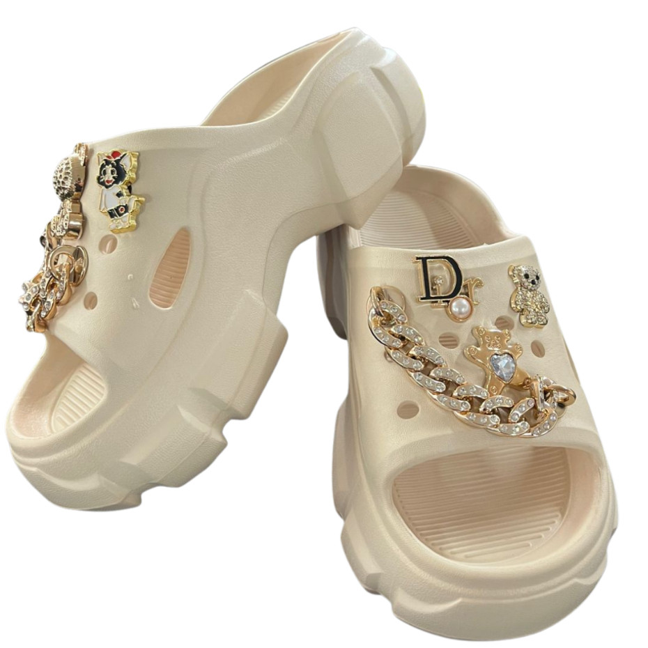 Chinelo Babuche Sandalia Plataforma Com ou Sem Pins Sortidos