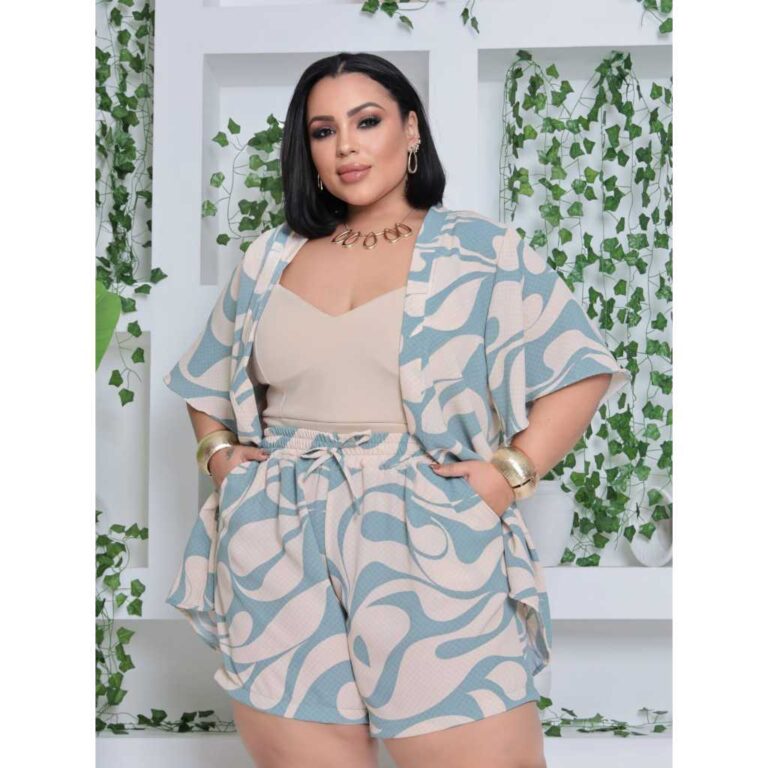 Conjunto Feminino Plus Size Camisa (Kimono) E Shor