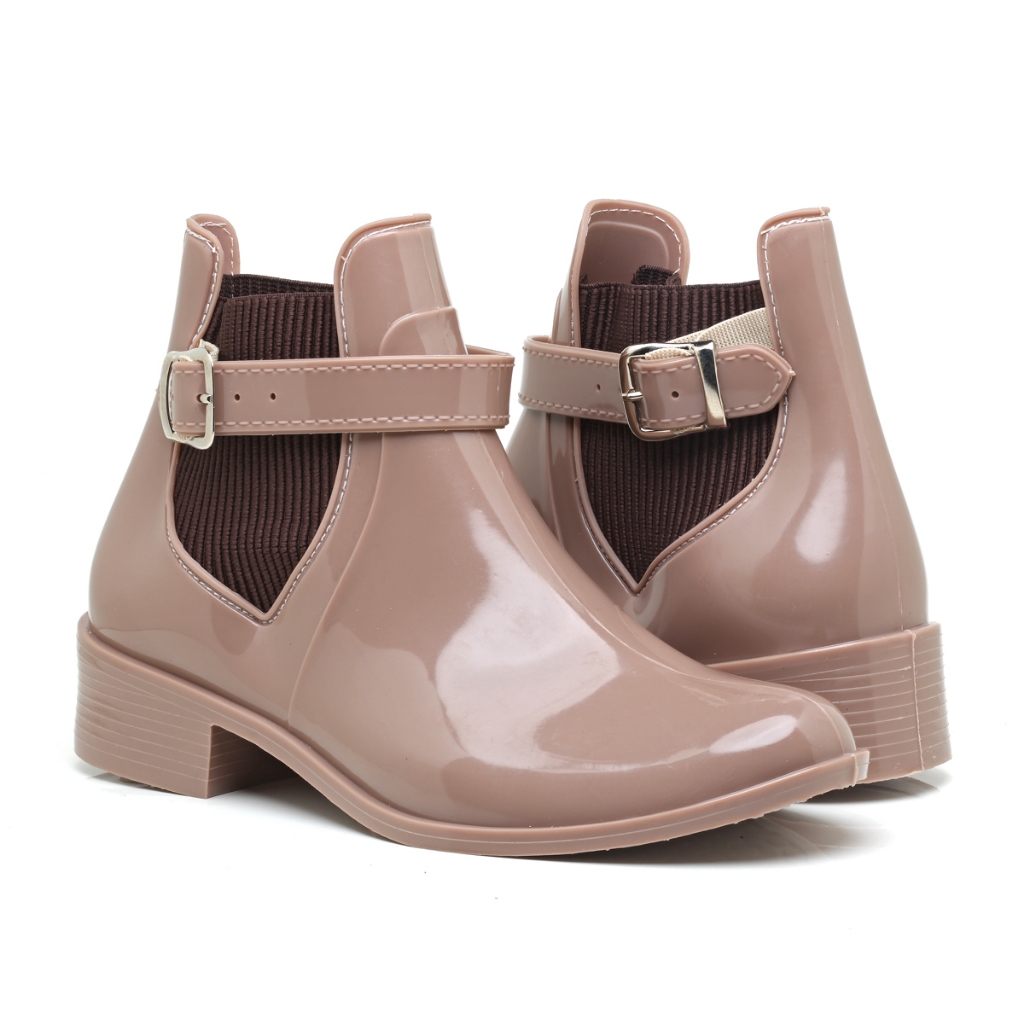 Bota Fivela PVC  Moderna Elegante Casual Confortável Macia Leve Versátil Estilosa